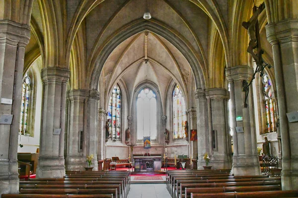 Buchy, France - june 23 2016 : Notre Dame church — Stock Photo, Image