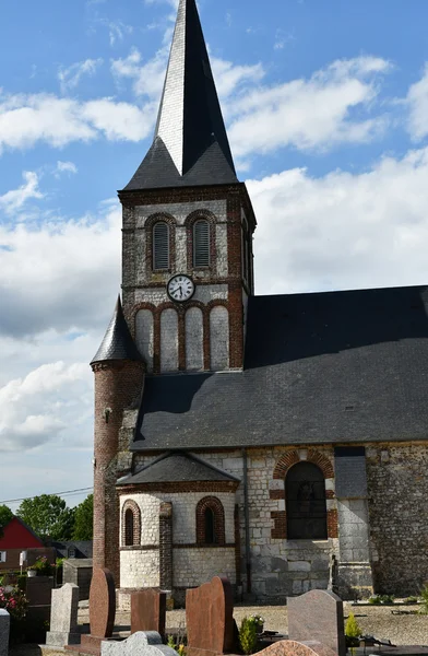 Betteville, Frankrike - juni 22 2016: Saint Ouen kyrka — Stockfoto