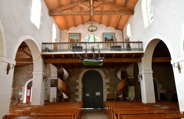 Loix, França - 26 de setembro de 2016: Igreja de Santa Catarina — Fotografia de Stock