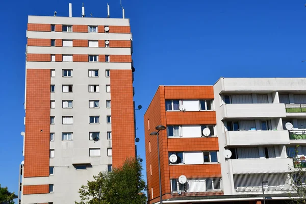 Les Mureaux, França - 5 de outubro de 2016: Louis Bleriot street — Fotografia de Stock