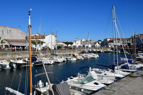 Saint Martin de Re, France - september 25 2016 : picturesque vil — Stock Photo, Image