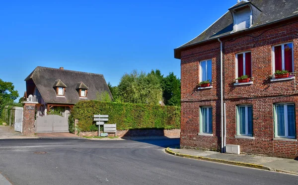 Vascoeuil, France - october 4 2016 : village in autumn — Stock Photo, Image