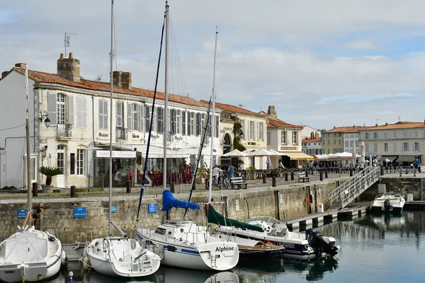 Saint Martin de Re, France - september 27 2016 : picturesque vil — Stock Photo, Image