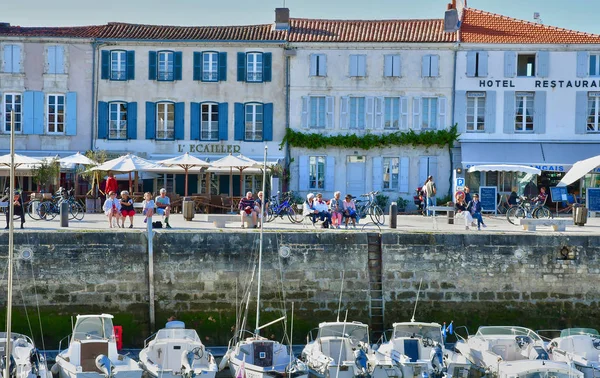 La flotte, france - 25. september 2016: malerisches dorf in einem — Stockfoto