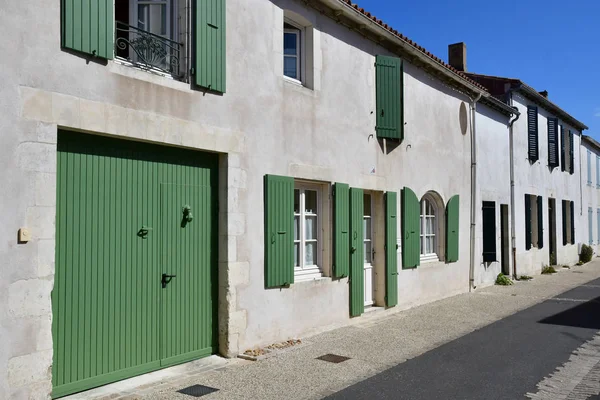 Sainte Marie de Re, France - september 25 2016 : picturesque vil — Stock Photo, Image