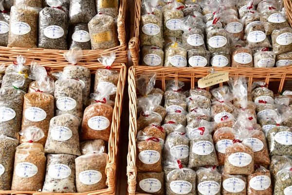 Saint Martin de Re, France - september 27 2016 : salt shop — Stock Photo, Image