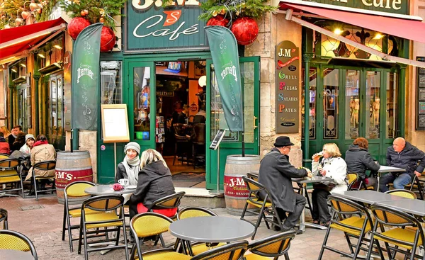 法国鲁昂-2016 年 11 月 26 日︰ 餐厅 — 图库照片