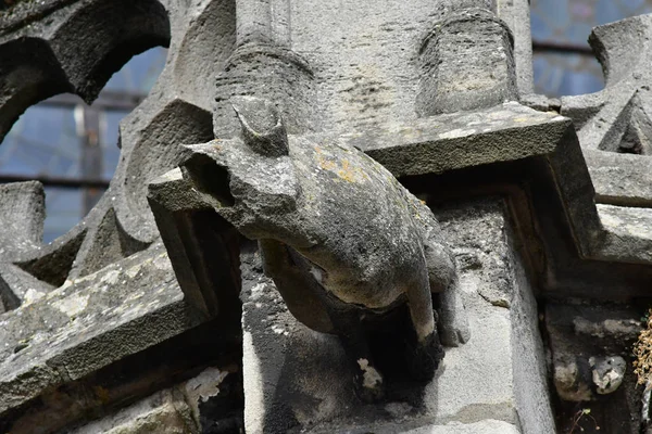 Mantes la Jolie; France - october 18 2016 : gothic Notre Dame co — Stockfoto