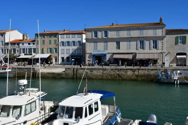 Saint Martin de Re, France - september 25 2016 : picturesque vil — Stock Photo, Image