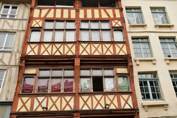 Rouen, França - 26 de novembro de 2016: o centro histórico da cidade — Fotografia de Stock