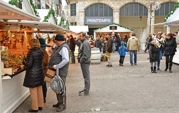 Rouen, Francie - Listopad 26 2016: do historického centra města — Stock fotografie