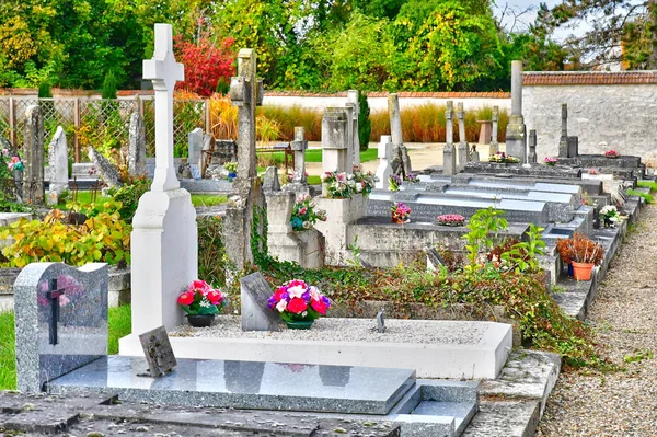 Follainville Dennemont, France - 18 octobre 2016 : cimetière — Photo