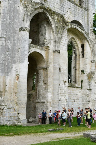 Jumieges, Frankrike - juni 22 2016: Saint Pierre abbey — Stockfoto