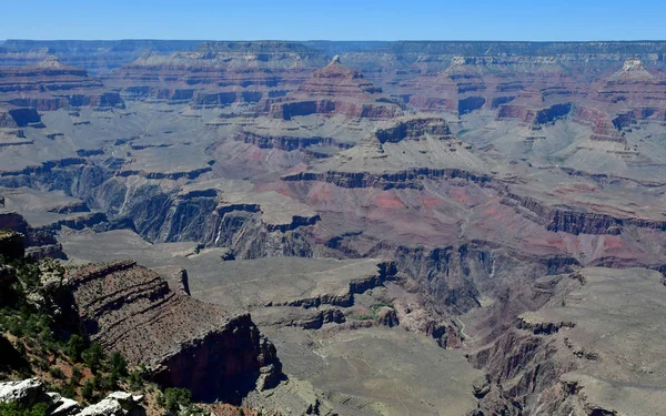 Arizona, USA - july 7 2016 : picturesque canyon in summer — Stock Photo, Image