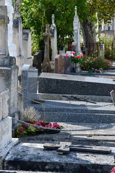 Loix, Francia - 26 de septiembre de 2016: cementerio — Foto de Stock