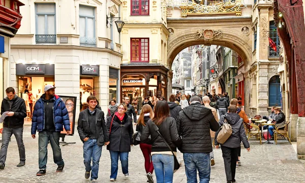 Rouen, France - november 26 2016 : the historical city center — Stock Photo, Image