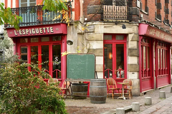 Rouen, France - november 26 2016 : restaurant — Stock Photo, Image
