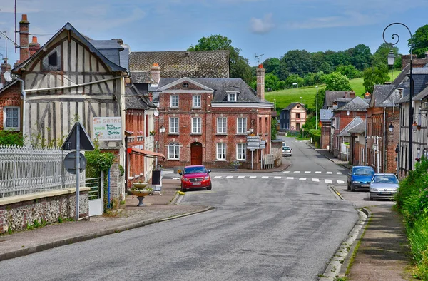 Cailly, France - june 23 2016 : picturesque village in summer — Stock Photo, Image