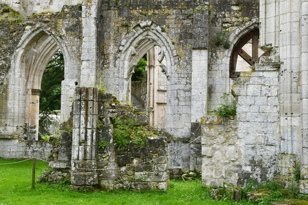 Jumieges, France - june 22 2016 : Saint Pierre abbey — Stock Photo, Image