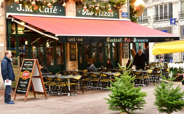 Rouen, Fransa - 26 Kasım 2016: Restoran — Stok fotoğraf