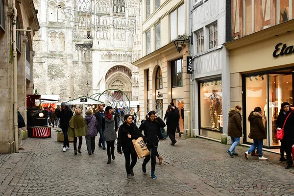 Rouen, Francia - 26 de noviembre de 2016: el centro histórico de la ciudad — Foto de Stock