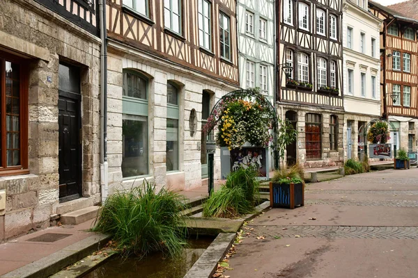 Ρουέν, Γαλλία - 26 Νοεμβρίου 2016: ιστορικό κέντρο της πόλης — Φωτογραφία Αρχείου