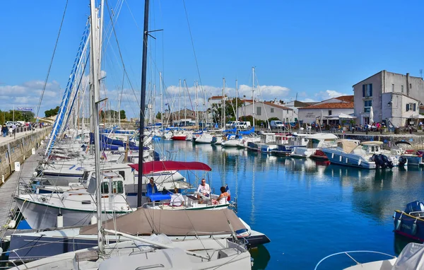 Saint Martin de Re, France - sSeptember 25 2016: picturesque vil — стоковое фото