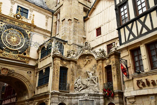 Rouen, France - november 26 2016 : the historical city center — Stock Photo, Image