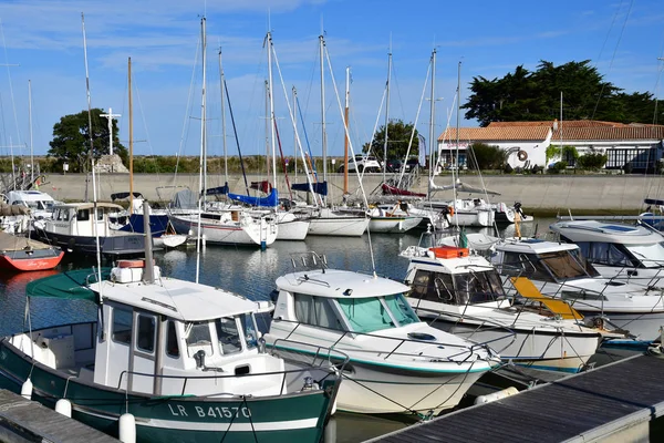 Saint Martin de Re, France - sSeptember 26 2016: picturesque vil — стоковое фото