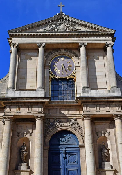 ヴェルサイユ, フランス - 8 月 13 2016: ノートルダム大聖堂 — ストック写真
