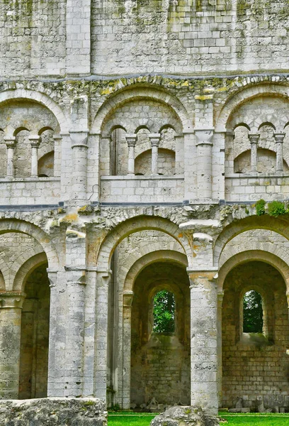 Jumieges，法国-2016 年 6 月 22 日︰ 圣皮埃尔修道院 — 图库照片