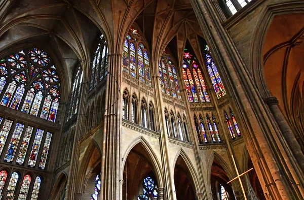 Metz, France - july 25 2016 : the cathedral — Stock Photo, Image