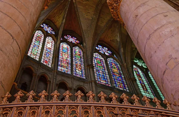Reims, Fransa - 25 Temmuz 2016: Notre Dame Katedrali — Stok fotoğraf