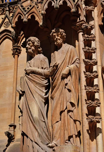 Metz, Francia - 25 de julio de 2016: la catedral — Foto de Stock