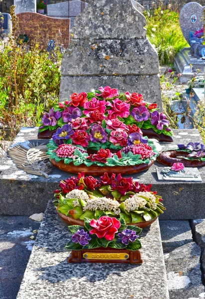 Loix, Frankrike - september 26 2016: kyrkogård — Stockfoto