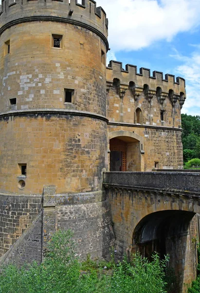 Metz, France - july 25 2016 : picturesque porte des Allemands — 图库照片