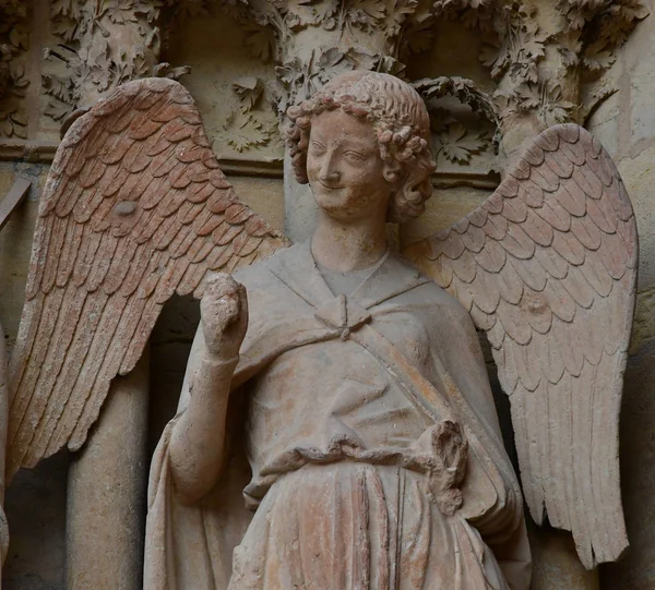 Reims, Frankreich - 25. Juli 2016: Kathedrale Notre Dame — Stockfoto