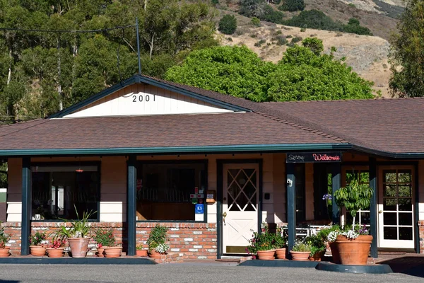 San Luis Obispo, USA - july 14 2016 : picturesque city in summer — Stock Photo, Image