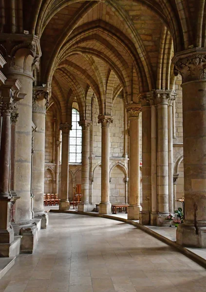 Reims, France - july 26 2016 : Saint Remi basilica — Stock Photo, Image