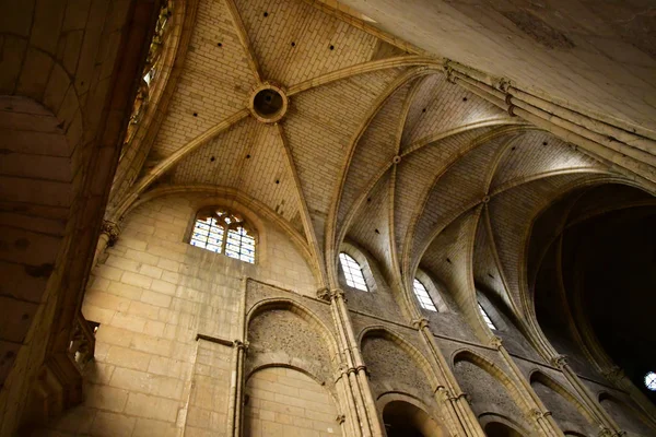 Reims, France - july 26 2016 : Saint Remi basilica — Stock Photo, Image