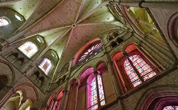 Reims, Fransa - 26 Temmuz 2016: Saint Remi Bazilikası — Stok fotoğraf