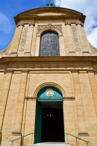 Metz, France - july 25 2016 : Notre Dame de l Assomption church — стокове фото