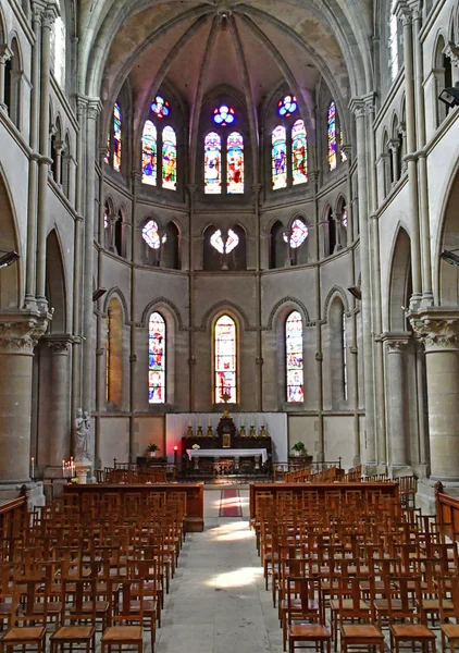 Epernay, France - july 26 2016 : Notre Dame church — Stock Photo, Image