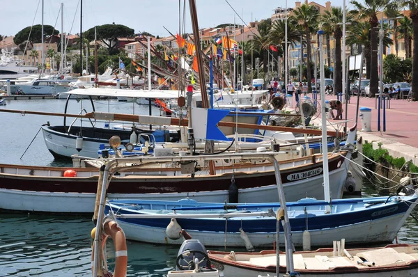 Bandol, France - april 20 2016 : the picturesque city — Stock Photo, Image