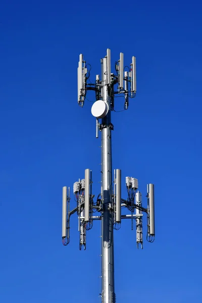 Arizona, USA - july 8 2016 : antenna — Stock Photo, Image