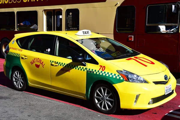 San Francisco; ABD - 13 Temmuz 2016: Şehir Merkezi — Stok fotoğraf