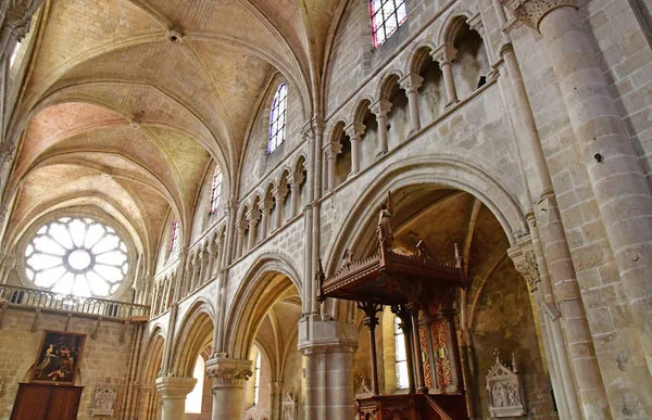 Auvers sur Oise , France - august 14 2016 : Notre Dame de l Asso — Stock Photo, Image