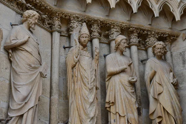 Reims, France - july 25 2016 : Notre Dame cathedral — Stock Photo, Image