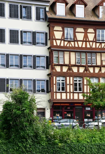 Straßburg, Frankreich - 24. Juli 2016: malerisches Stadtzentrum in s — Stockfoto