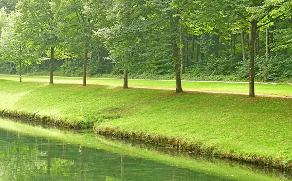 Chantilly, França - 14 de agosto de 2016: castelo de Chantilly — Fotografia de Stock